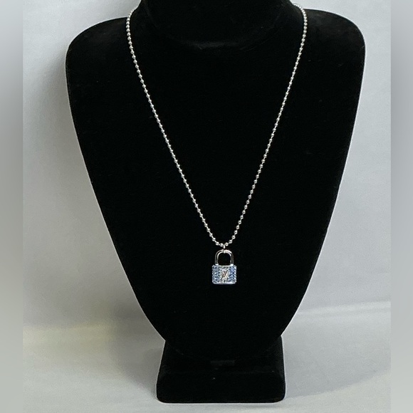 Louis Vuitton Blue Rhinestone silver lock Ball Chain Necklace - Picture 1 of 6